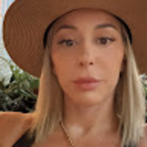 Meet your Posher, Marissa